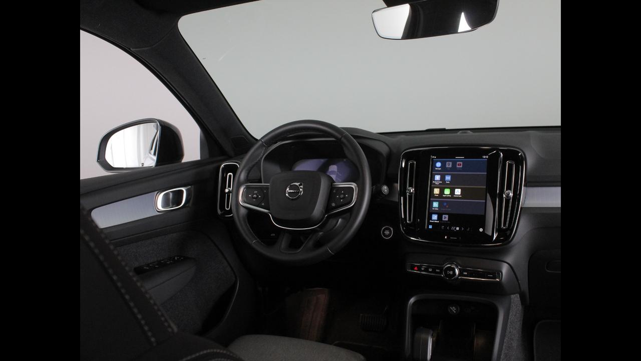 VOLVO XC40 2023 - XC40 2.0 b3 Core auto