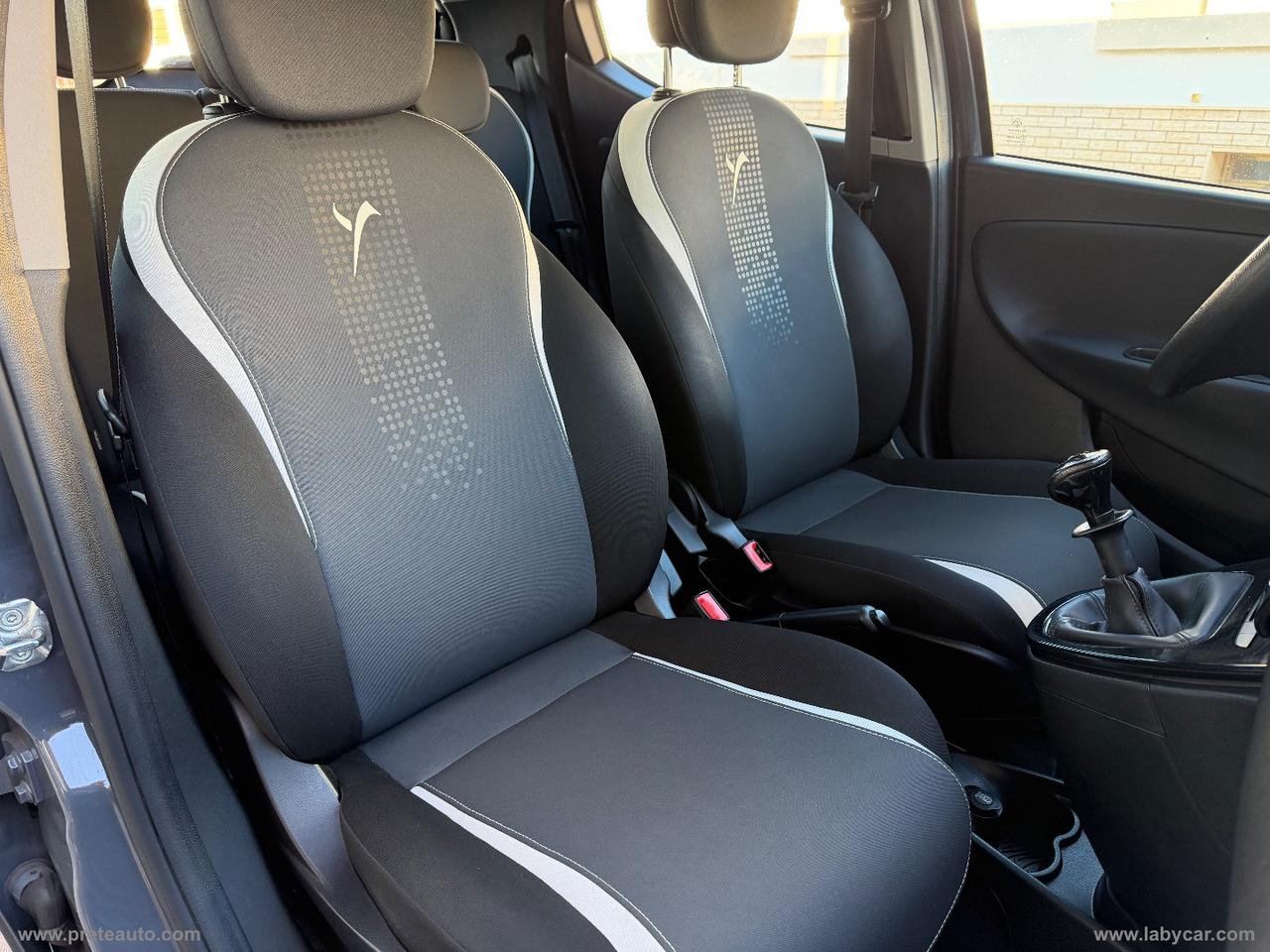 LANCIA Ypsilon 1.2 69 CV 5p. Silver