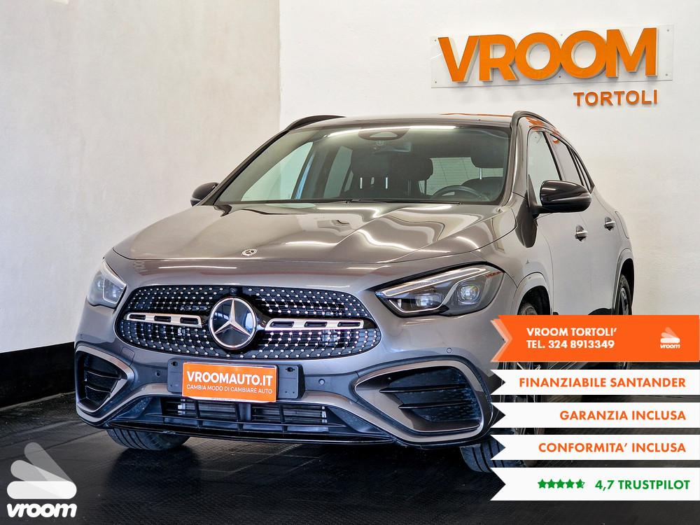 MERCEDES GLA (H247) GLA 200 d Automati...