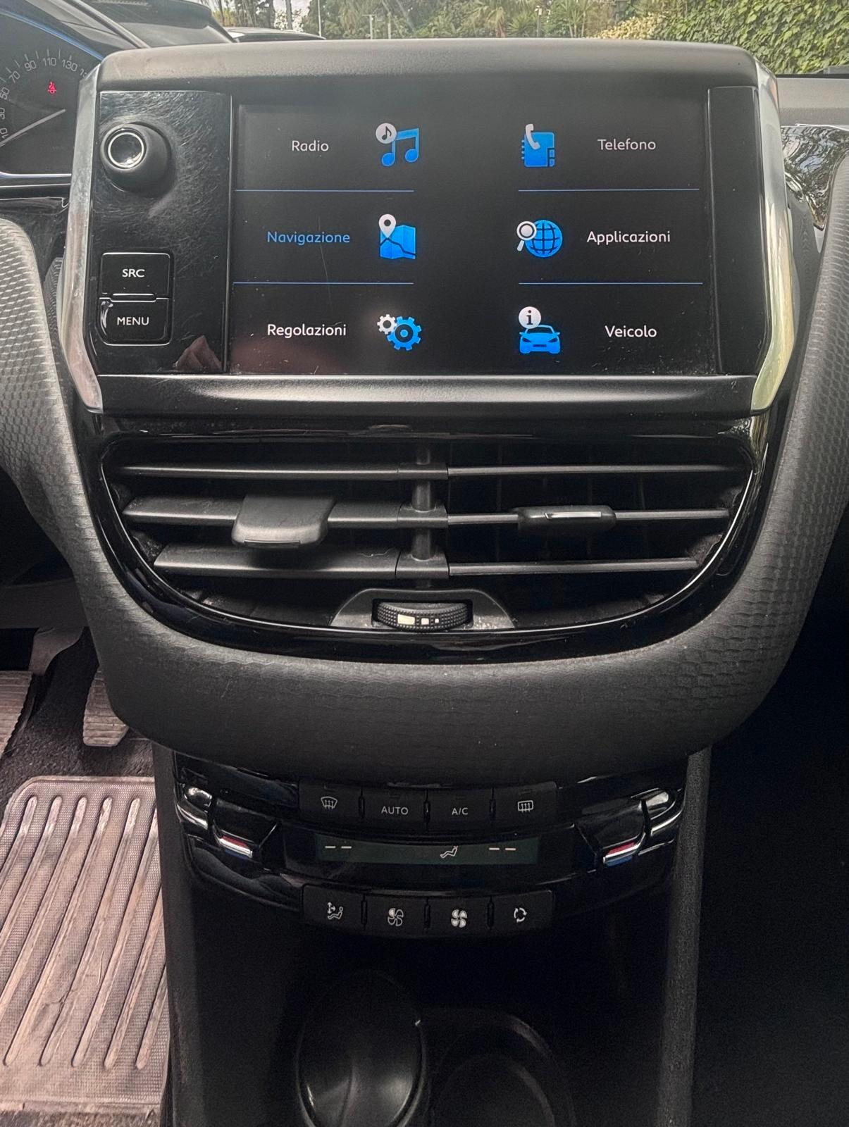 Peugeot 2008 BlueHDi 120 S&S Allure