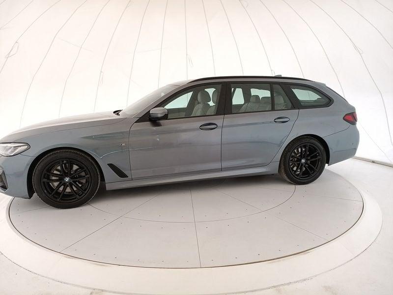 BMW Serie 5 G/30-31-F90 520d Touring mhev 48V xdrive Msport auto