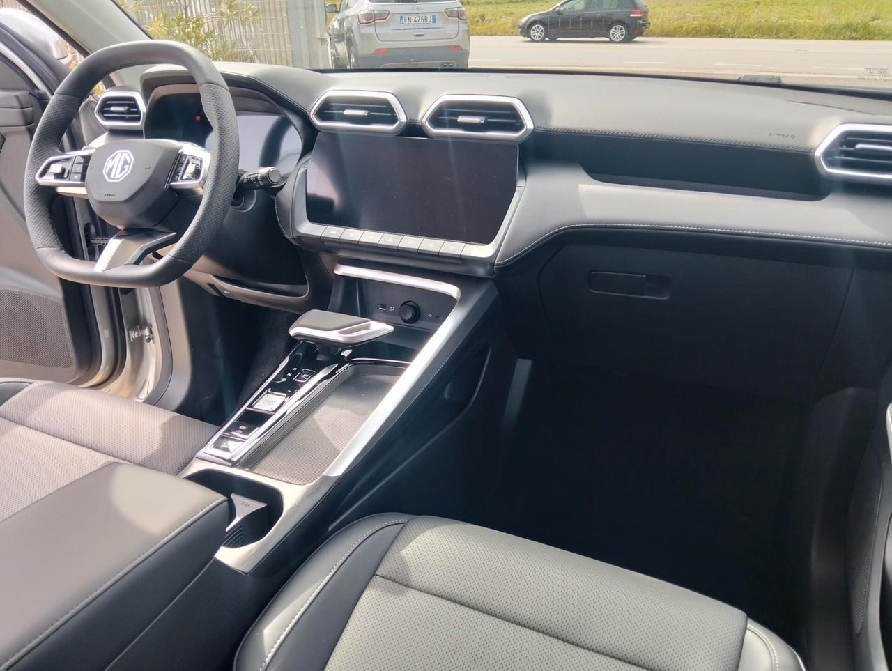 Mg ZS 1.5 Hybrid+ Luxury 7 ANNI DI GARANZIA CASA MADRE