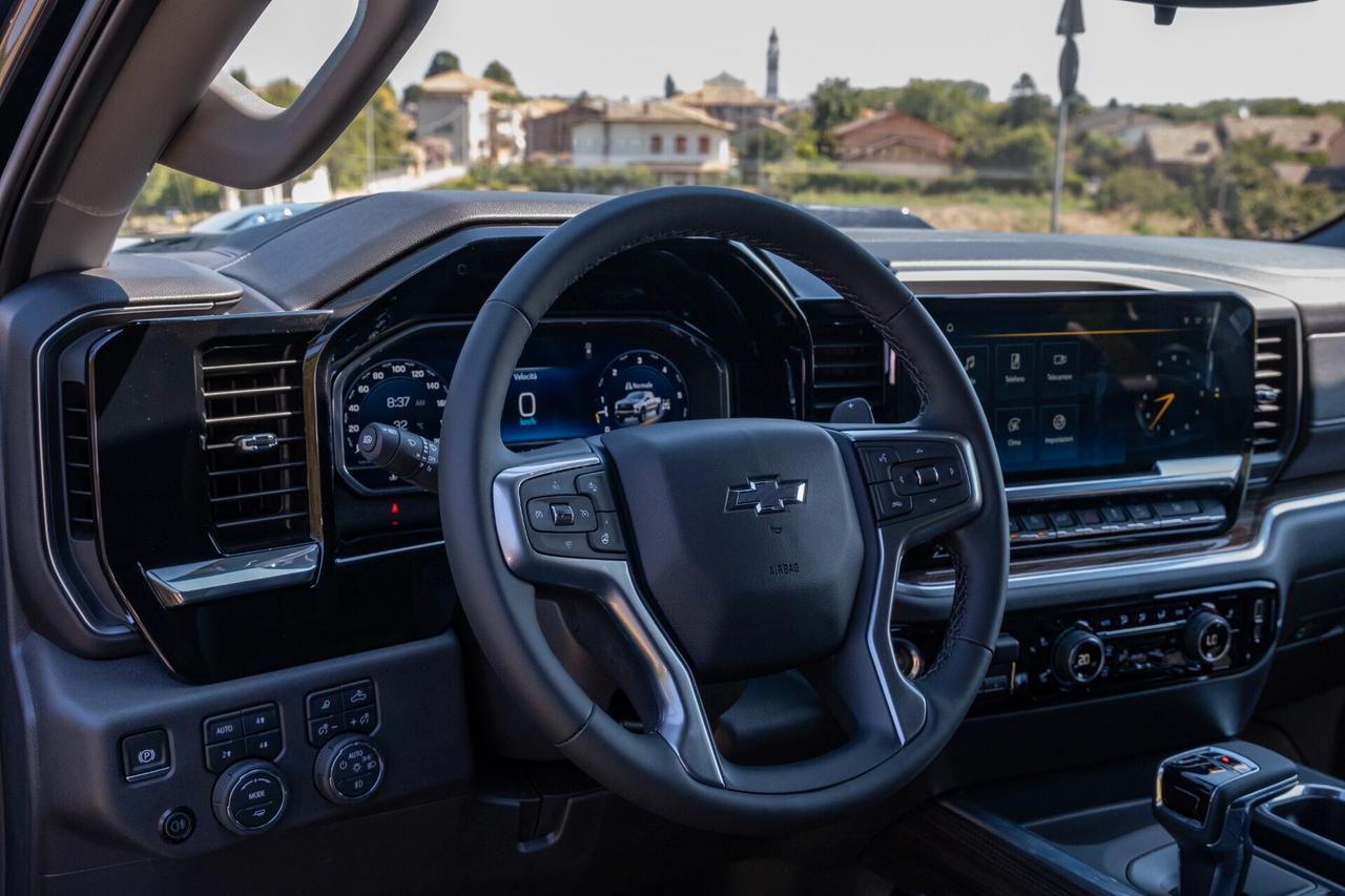 Chevrolet Silverado LT Trail Boss