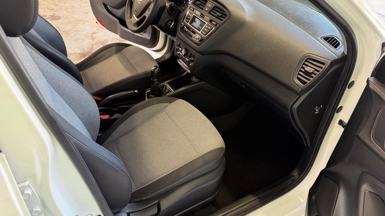 Hyundai i20 1.2 5 porte Econext Classic