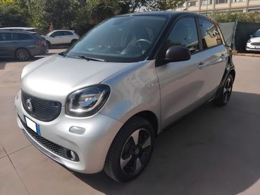 SMART FOR FOUR SOLI 32124 KM DIMOSTRABILI