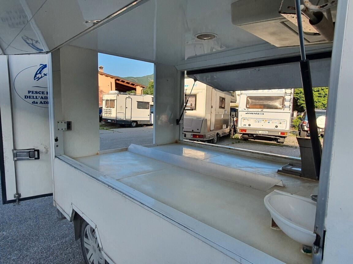 Opel Vivaro 2.0 CDTI FRIGO NO ATP USO NEGOZIO