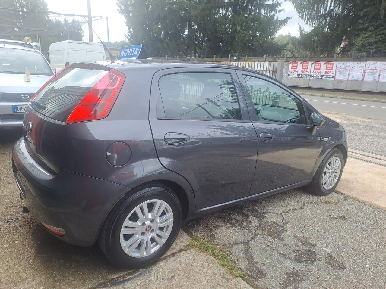 Fiat Punto 1.3 MJT II S&S 95 CV 5 porte Street