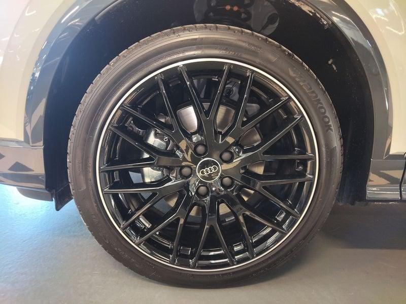 Audi Q2 Q2 35 TDI S tronic Identity Black