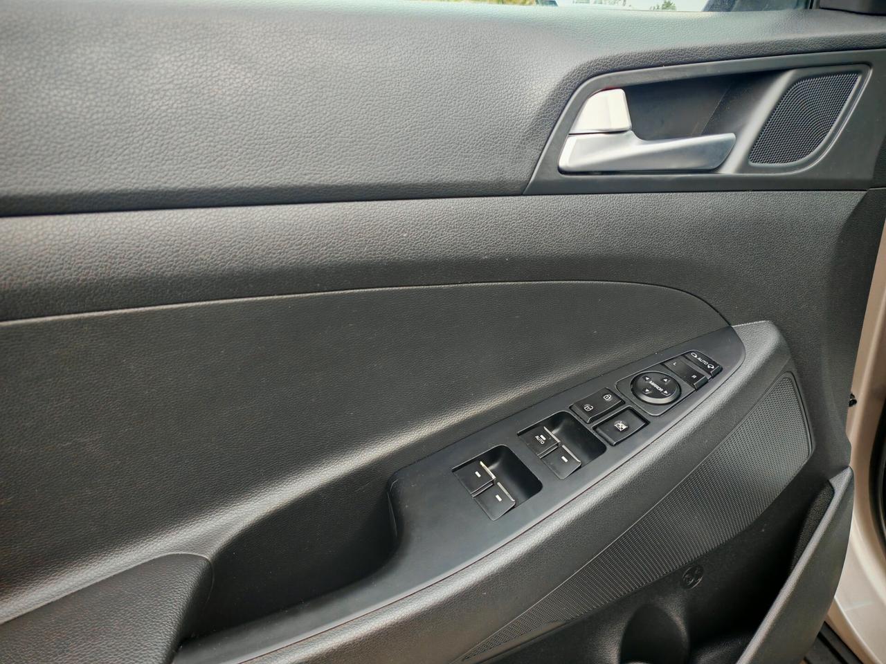 Hyundai Tucson 1.7 CRDi Tetto Pelle navig cam