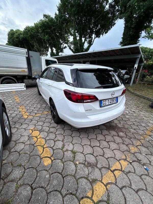 Opel Astra 1.2 Turbo 130 CV S&S Sports Tourer Business Elegance