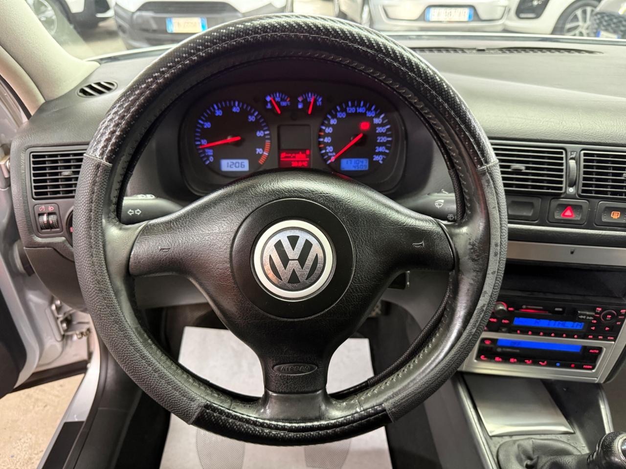 Volkswagen Golf 1.6 16V cat 5 porte Comfortline