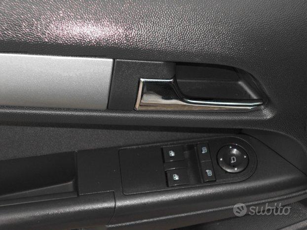 ASTRA S.W.1.7cdti(AUTO NUOVA:FERMA dal 2014)6marce