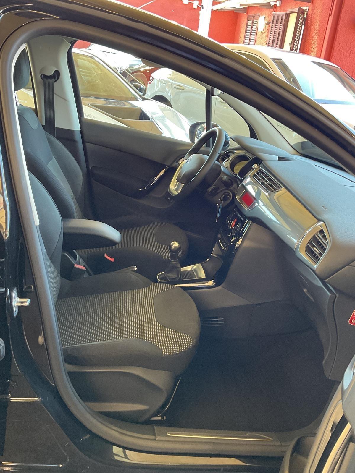 C3 1.2 VTi 82 Exclusive-( 50 mila km)-UNIPRO-rate-garanzia