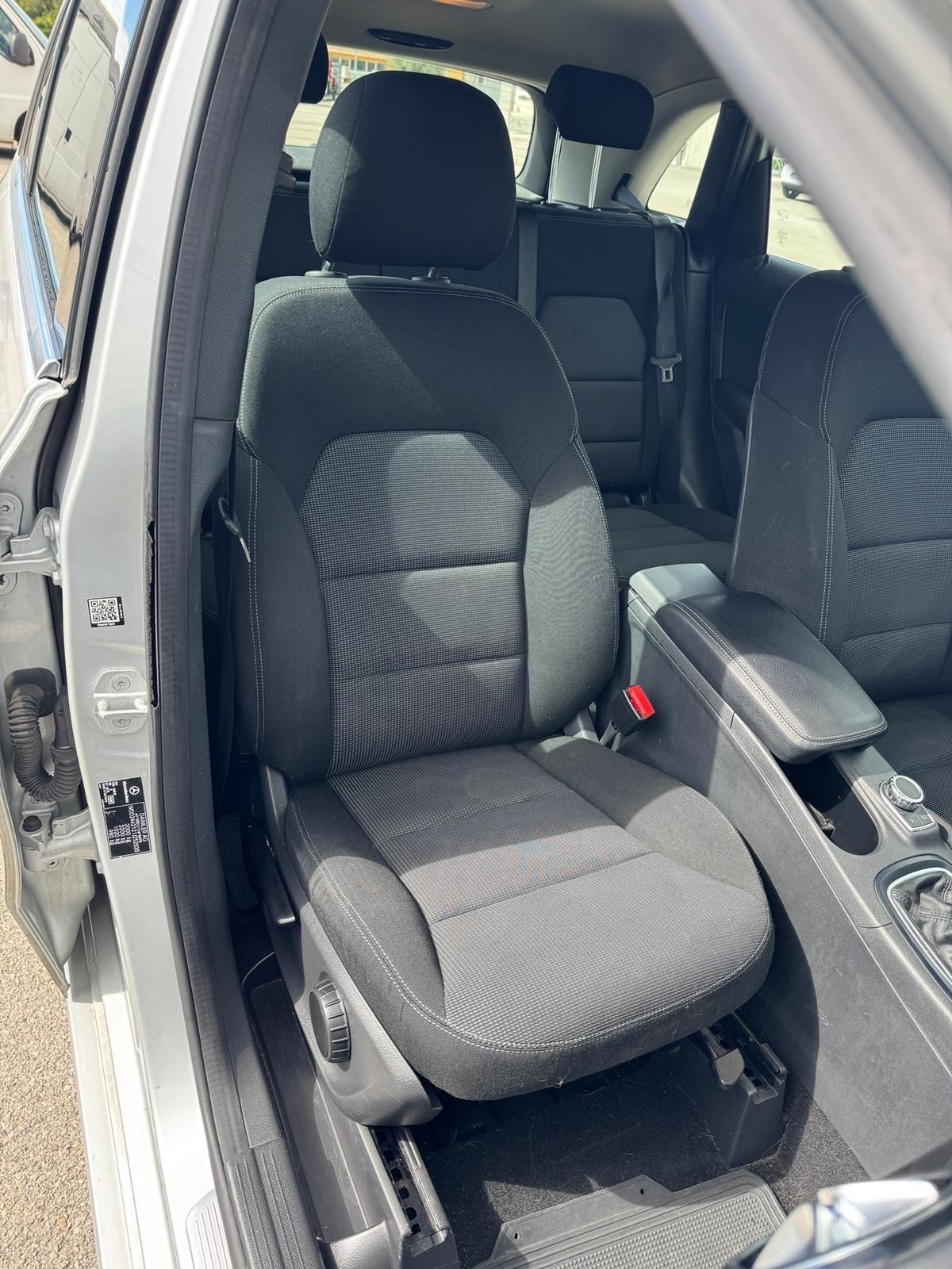 Mercedes-benz B 180 d Premium