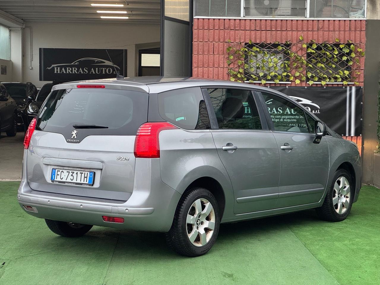 Peugeot 5008 BlueHDi 120 S&S Allure