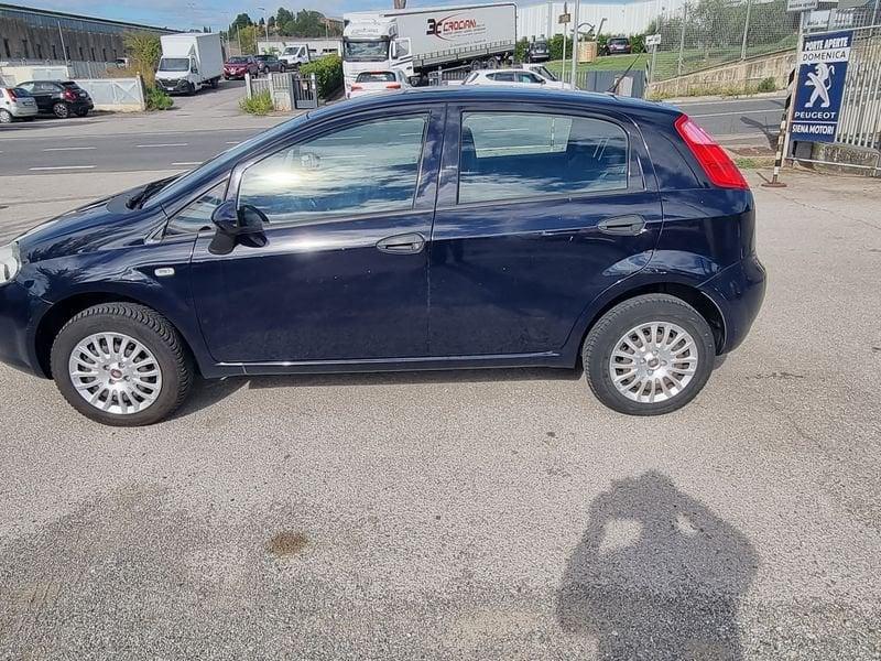 FIAT Punto 1.4 8V 5 porte Natural Power Street