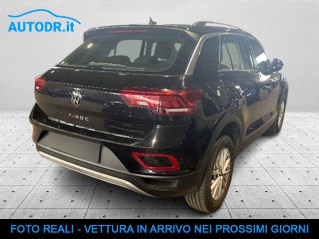 VOLKSWAGEN T-Roc 1.5 TSI ACT DSG Life FARI LED NAVI ACC PARK ASSIST