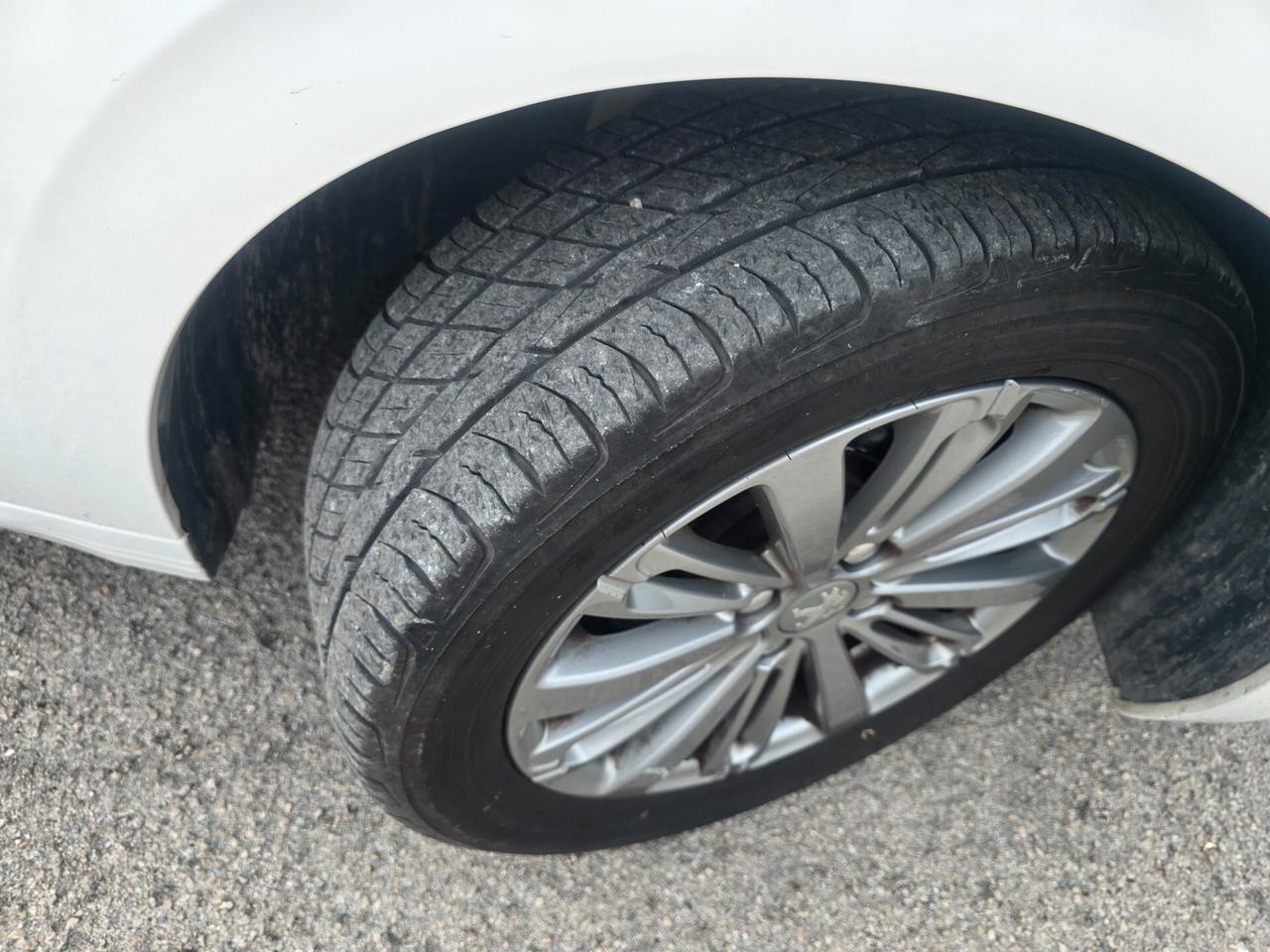 Peugeot 208 1.2GPL economica full nuova 2016