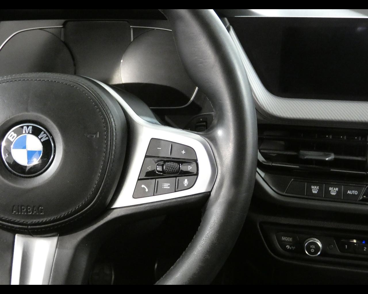 BMW Serie 1 (F40) - 116d 5p. Msport