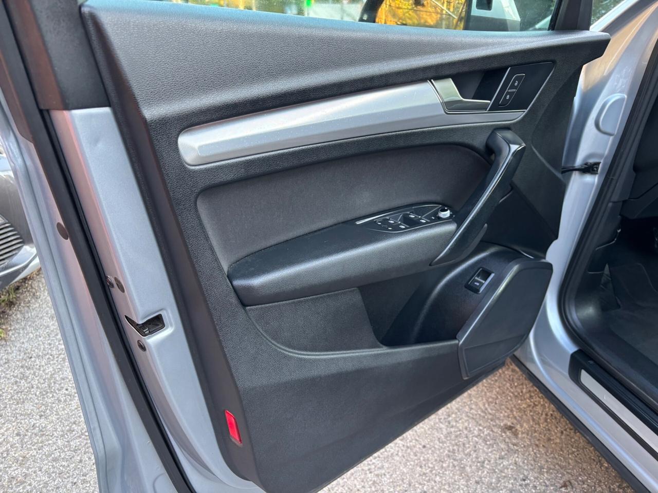 Audi Q5 2.0 TDI quattro S tronic S line plus