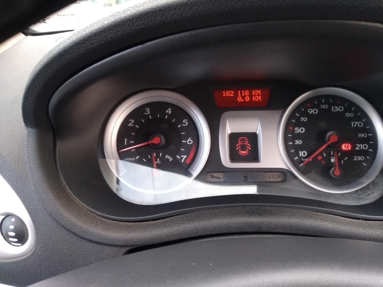 Renault Clio 1.2 16V 75cv 5 porte Luxe x neopatentati