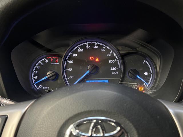 TOYOTA Yaris 1.0 5 porte Cool