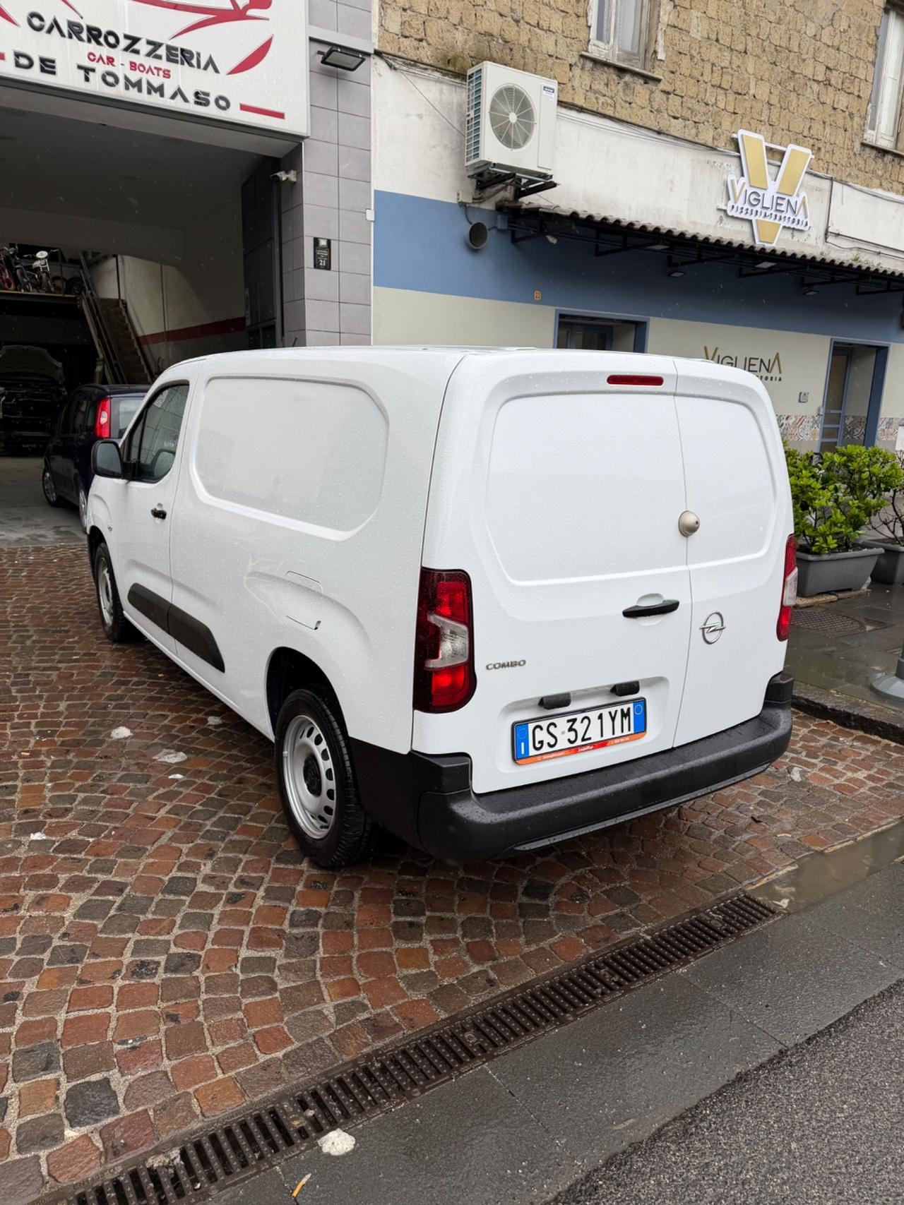 Opel Combo Cargo 1.5 Diesel 130CV S&S PC 1000kg Edition