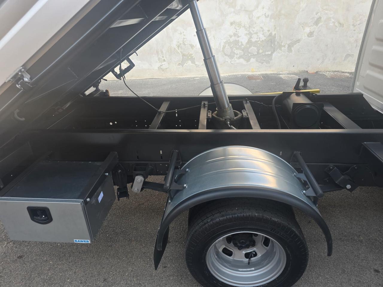 Iveco Daily 35C14 DOPPIA CABINA