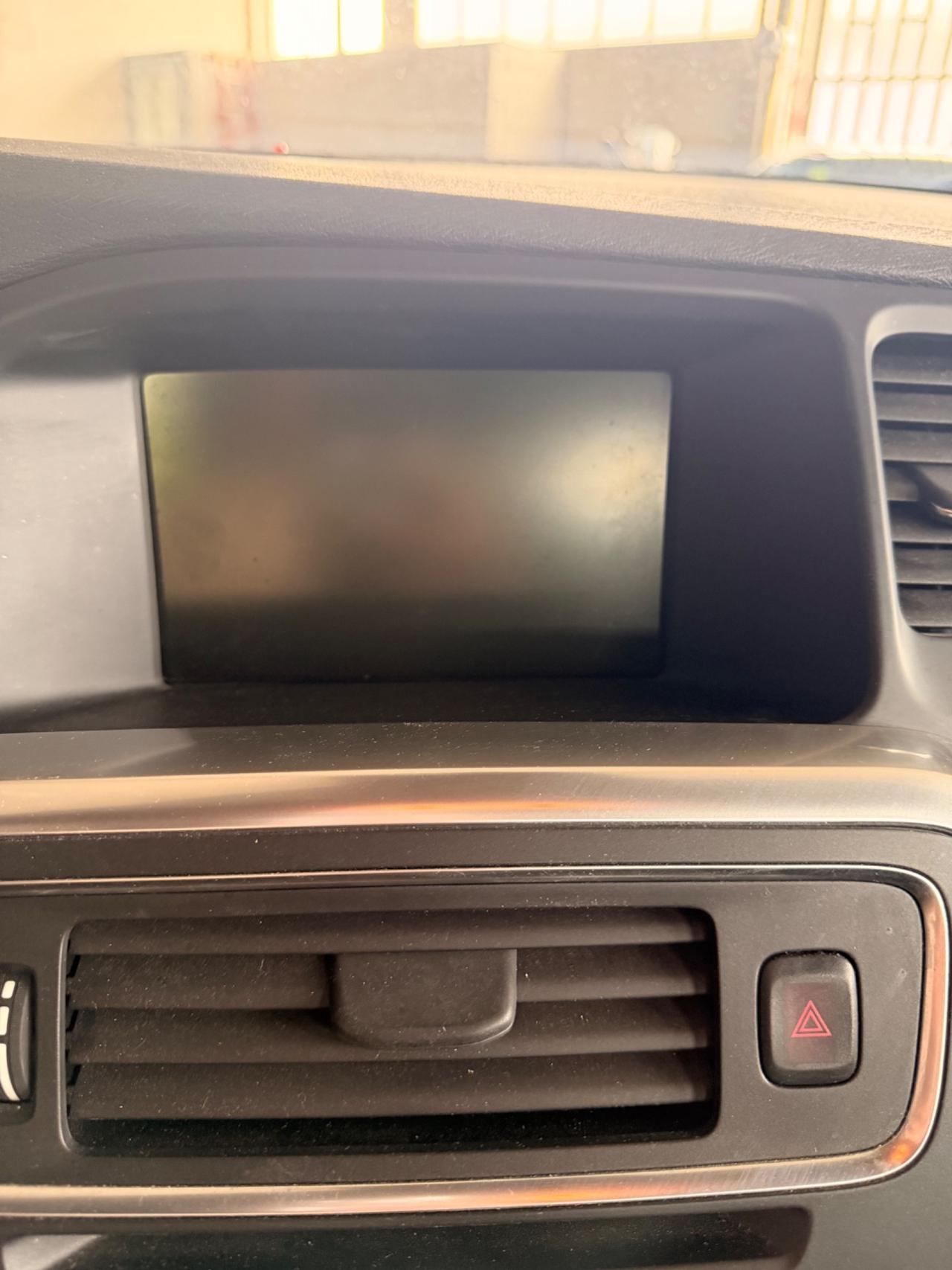 Volvo V60 D4 AWD Geartronic Momentum