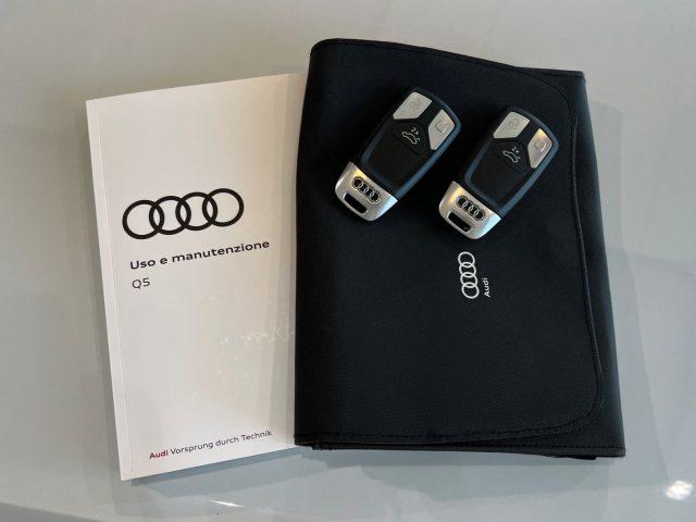 AUDI Q5 40 TDI quattro S tronic S line plus Sline
