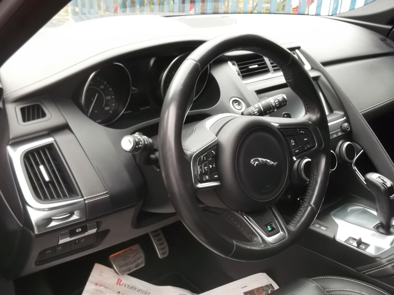 Jaguar E-Pace 2.0D 150 CV AWD aut. R-Dynamic S - 20