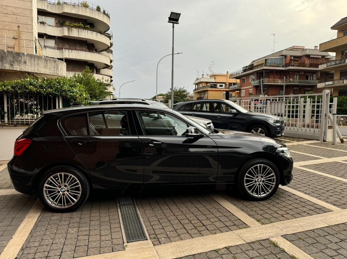 Bmw 116d 5p. Urban - LED-NAVI-VIRTUAL COCKPIT !!