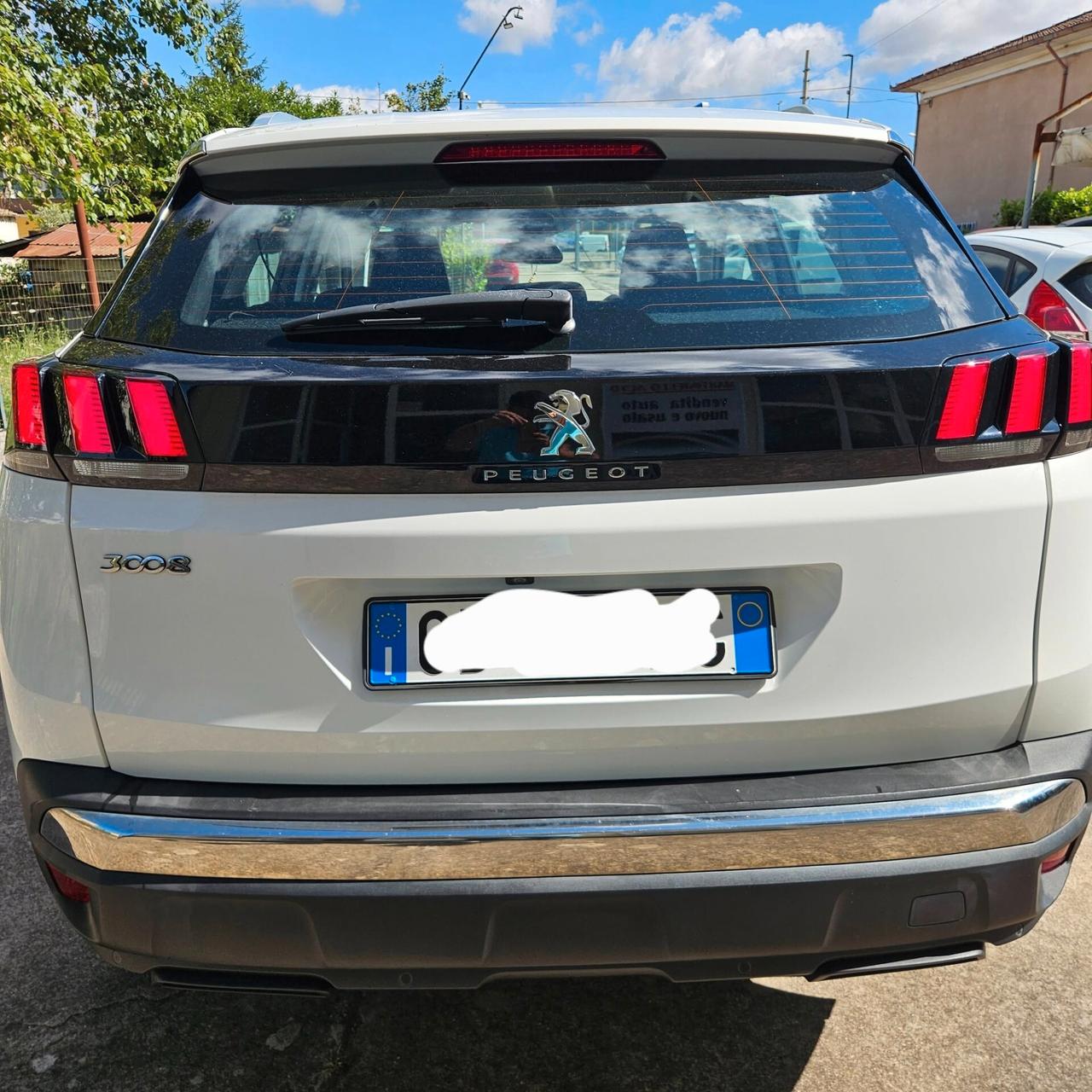 Peugeot 3008 HDi 130cv EAT8 2020 NAV+RETROCAMERA
