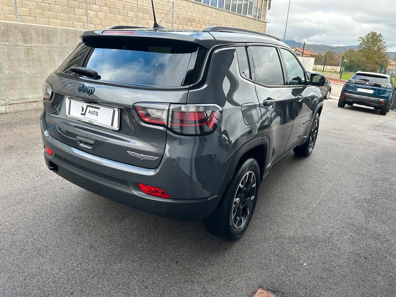 Jeep Compass 1.3 T4 240CV PHEV AT6 4xe Trailhawk