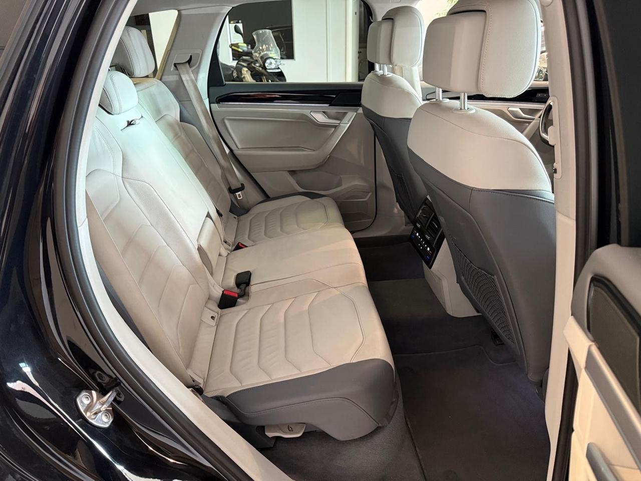 VOLKSWAGEN TOUAREG 3.0 V6 ADVANCED 231CV - FULL LED, VIRTUAL COCKPIT, PELLE