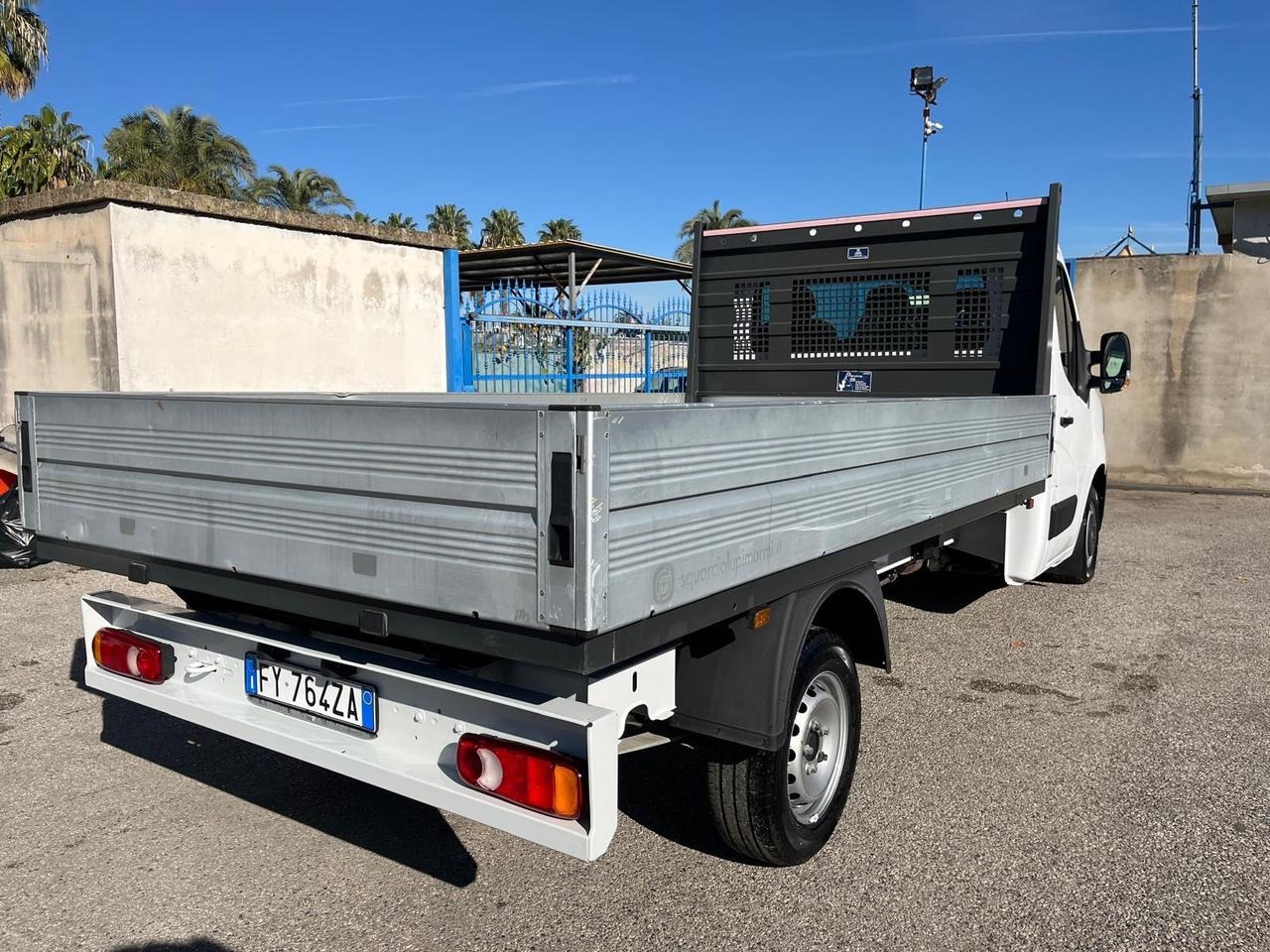 Renault master 2.3 dci cassonato- km 10000-2020