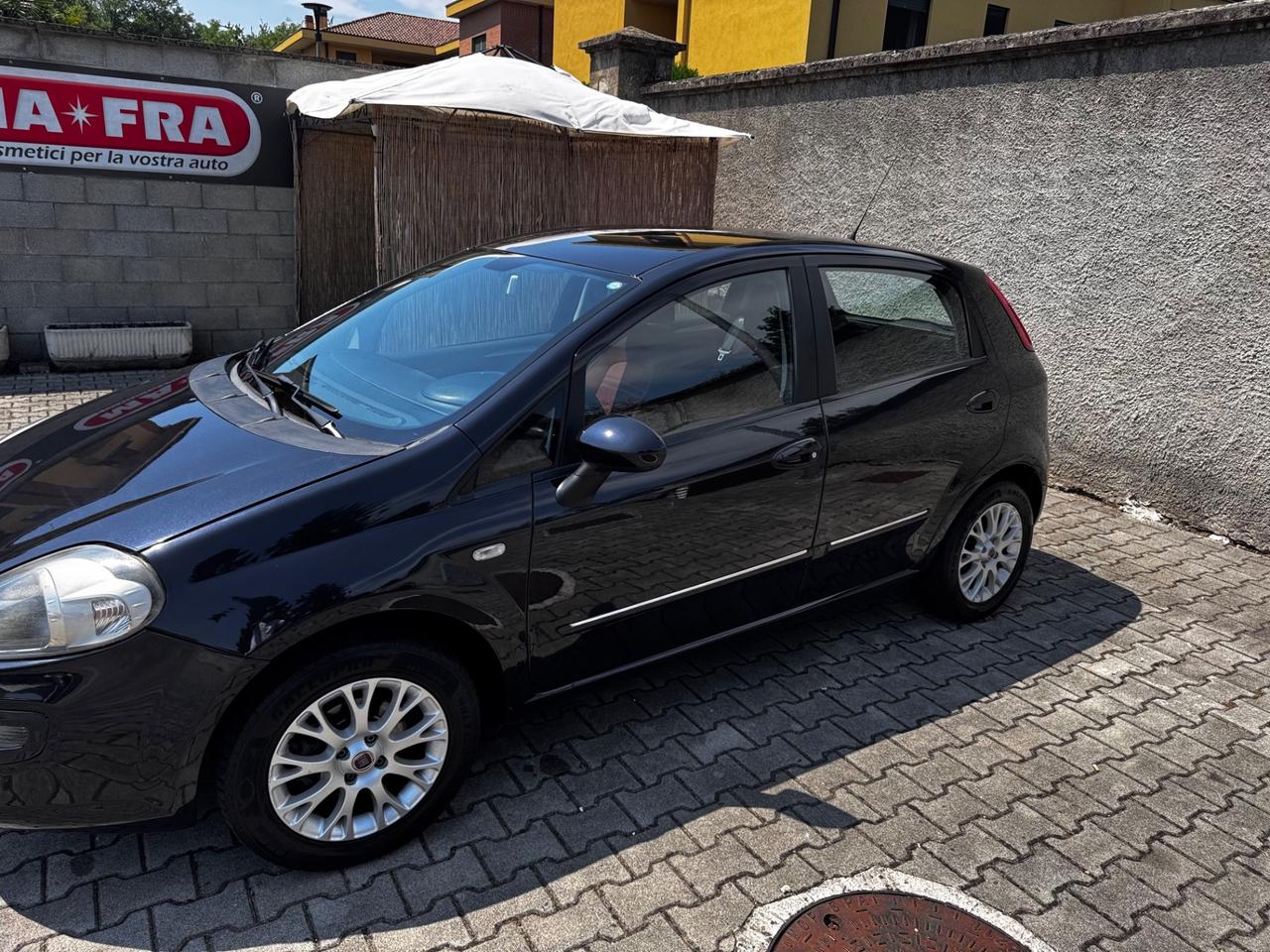 Fiat Punto 1.4 8V 5 porte GPL neopatentati. 96000km
