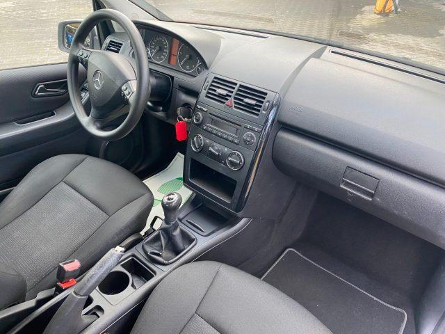 MERCEDES-BENZ A 180 CDI Executive