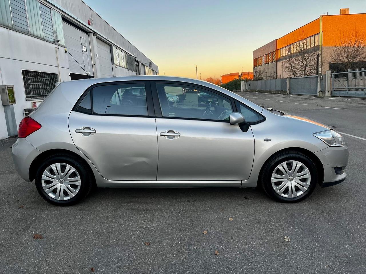 Toyota Auris 1.6GPL 2008 164.000km scadenza bombole 2033