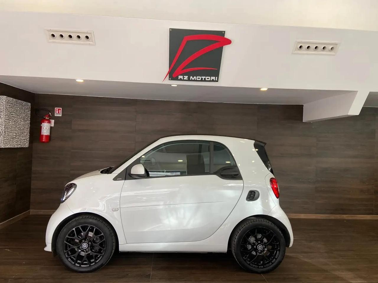 Smart ForTwo 90 0.9 Turbo twinamic Superpassion-FULL OPTIONAL-ITALIANA-TAGLIANDI MERCEDES