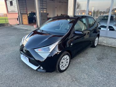 Toyota Aygo Connect 1.0 VVT-i 72 CV 5 porte x-play