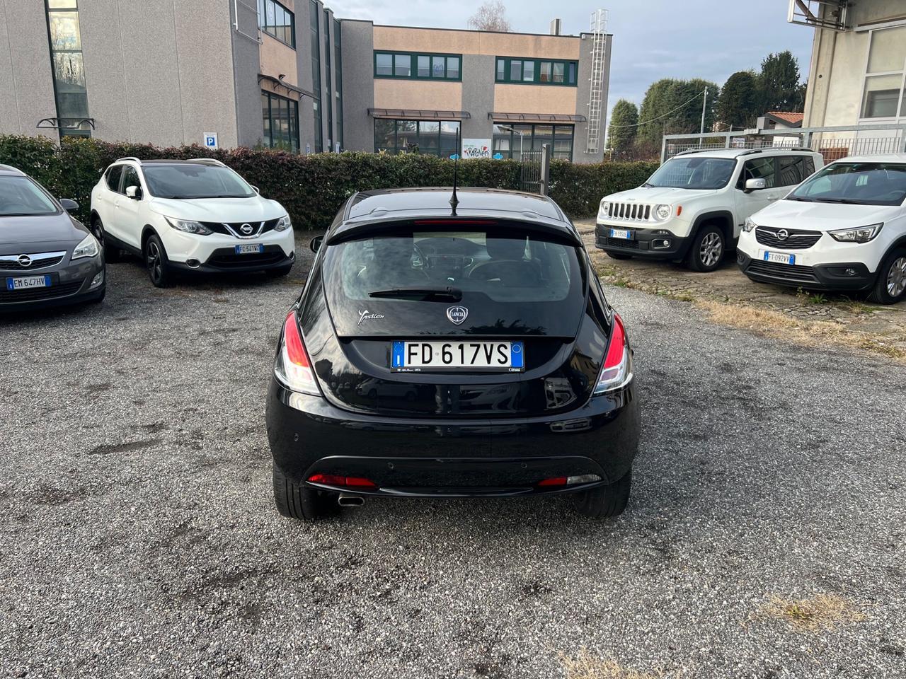 Lancia Ypsilon 0.9 TwinAir 85 CV 5 porte S&S DFN*36000KM
