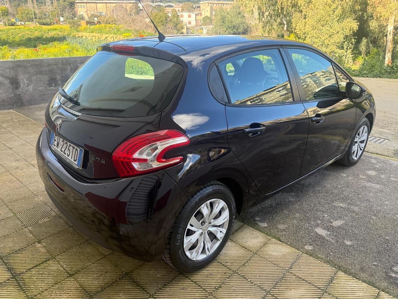 Peugeot 208 PureTech 68 5 porte Access