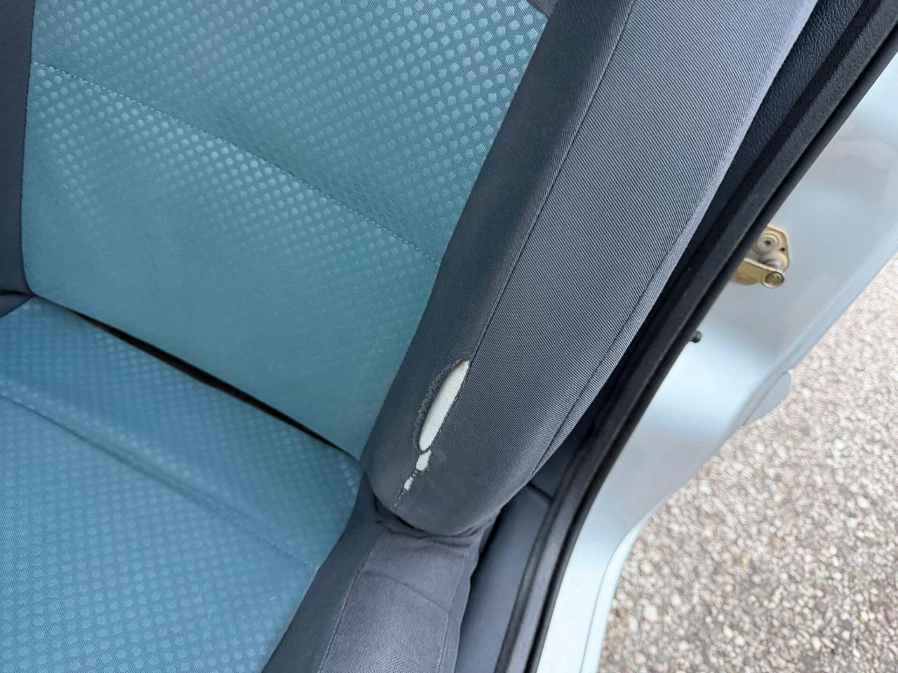 NEOPATENTATI clio 1500 DIESEL ottime condizioni