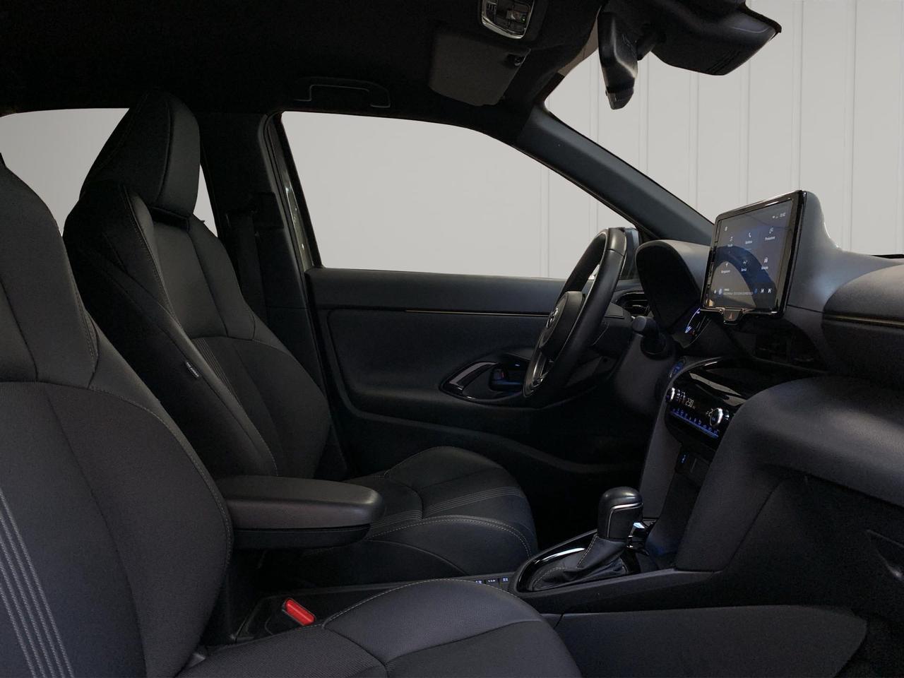 Toyota Yaris Cross 1.5h Adventure awd-i 116cv e-c