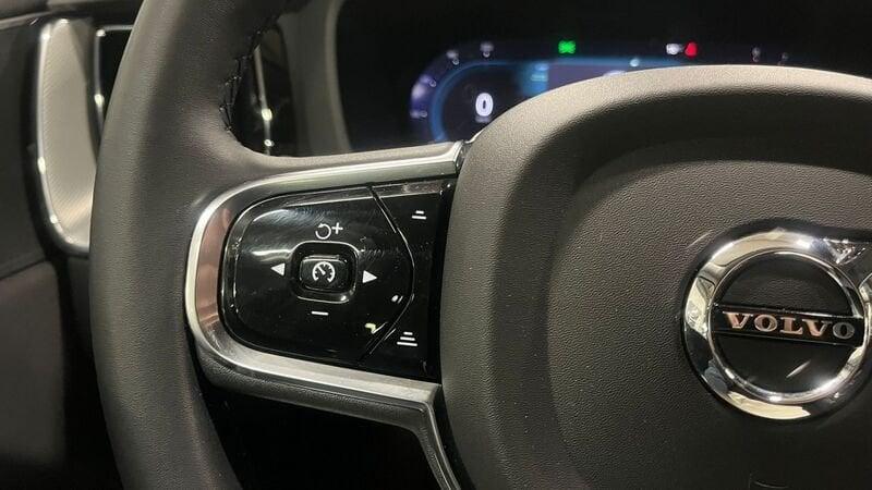 Volvo XC60 XC60 B4 automatico Plus Dark