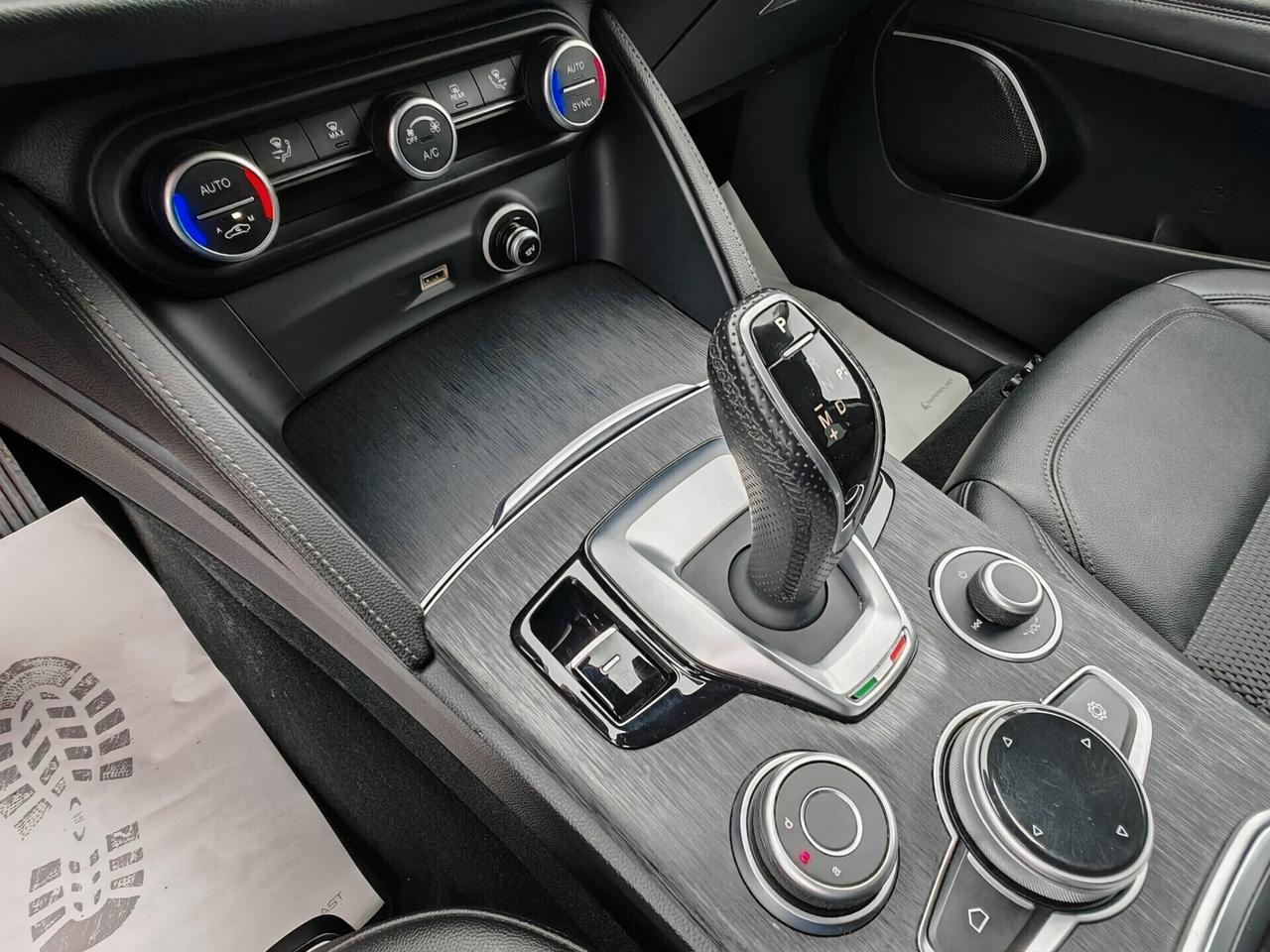 Alfa Romeo Stelvio 2.2 190cv Bleck Edition 2021