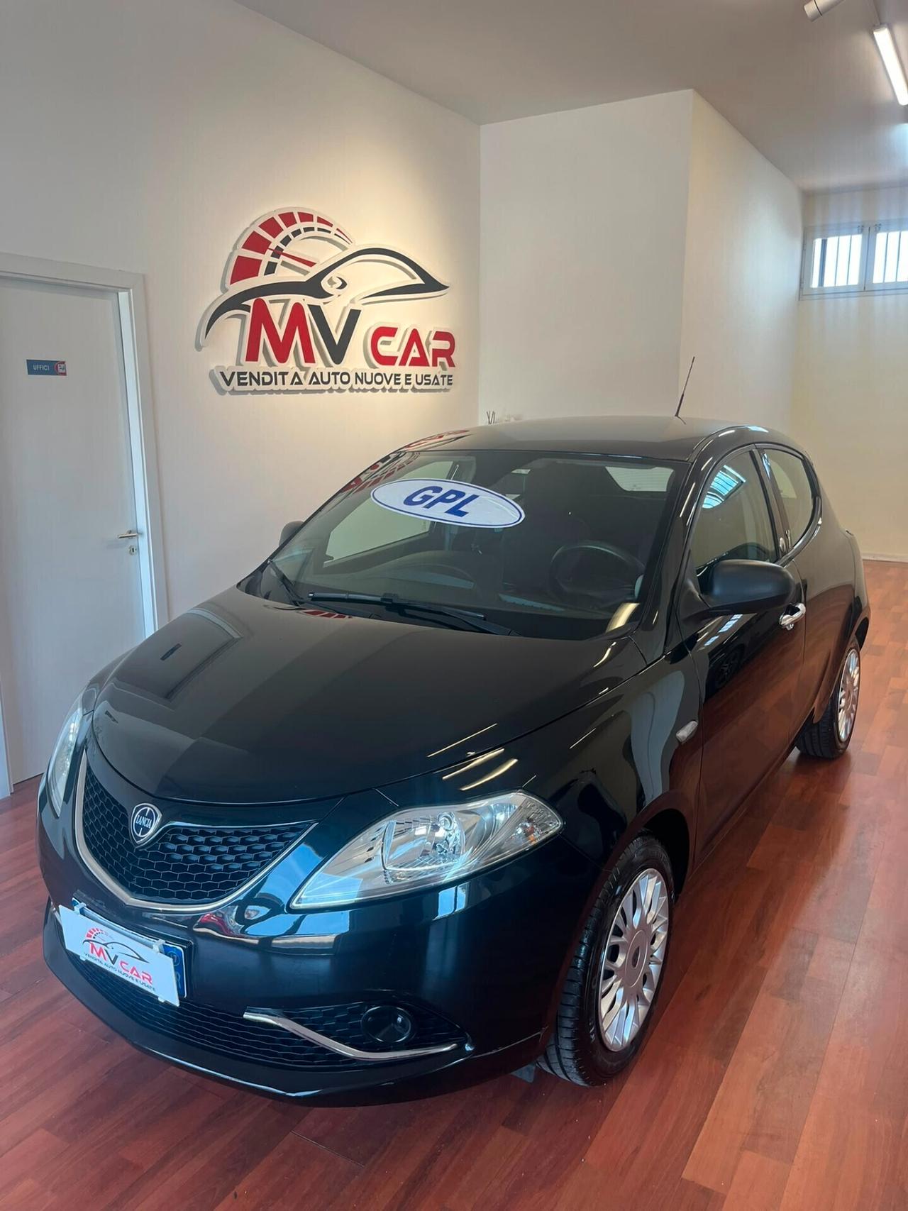 Lancia Ypsilon 1.2 69 CV 5 porte GPL Ecochic Gold