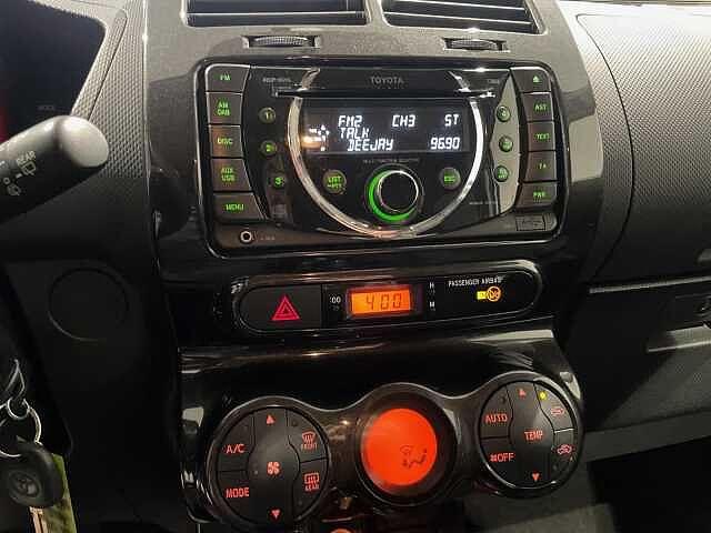 Toyota Urban Cruiser 1.4 D-4D AWD Sol