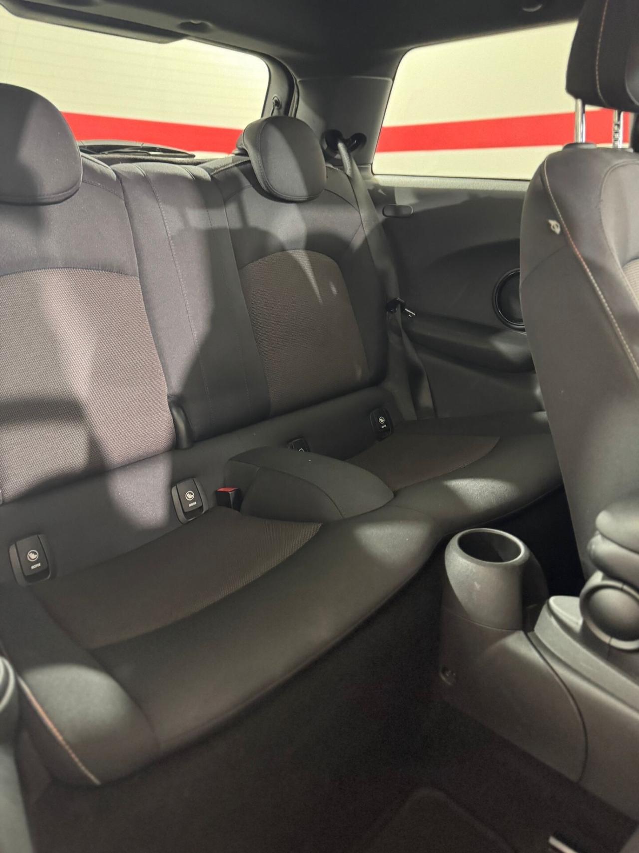 Mini Cooper D 1.5* EURO 6*